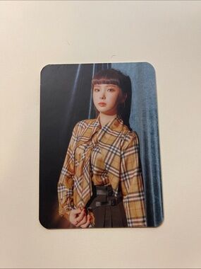 CLC - Yujin | KPOP PHOTOCARD